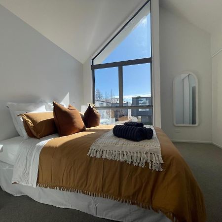 Inner City Luxury With Free Parking 基督城 外观 照片