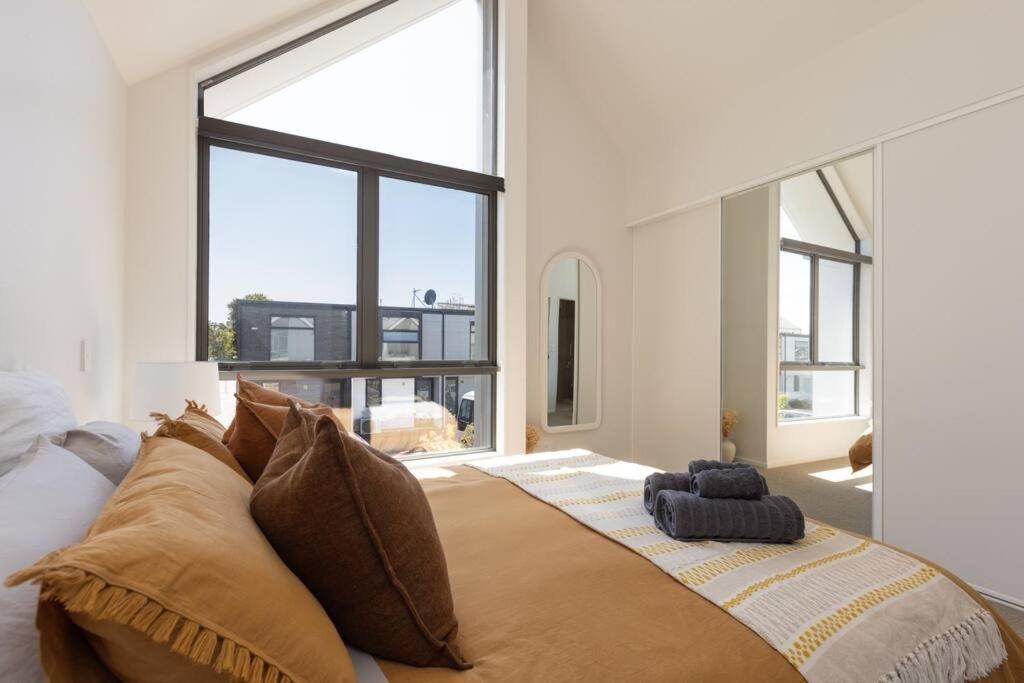 Inner City Luxury With Free Parking 基督城 外观 照片