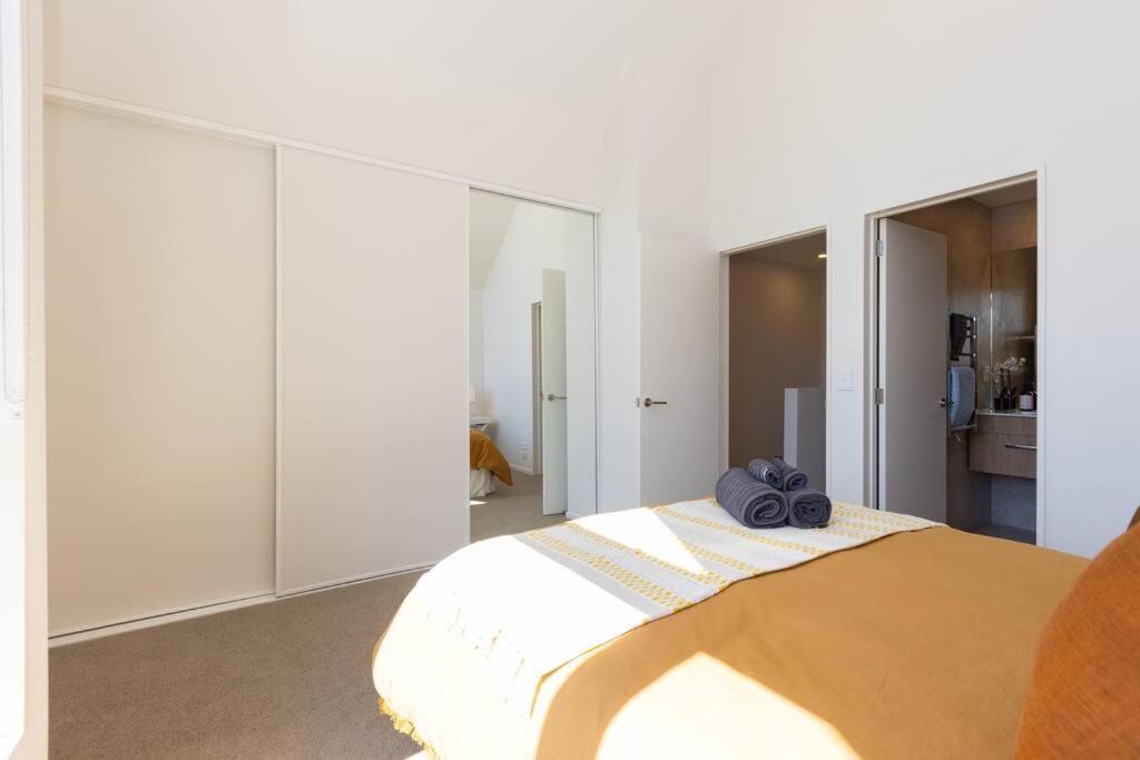 Inner City Luxury With Free Parking 基督城 外观 照片
